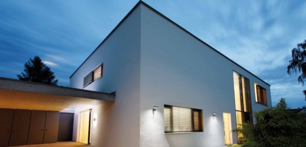 Außen­beleuchtung bei Elektro Schaborak in Höpfingen