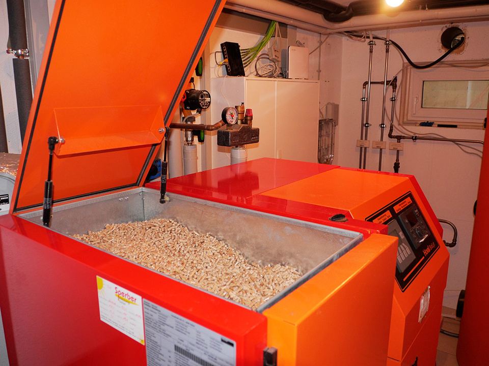 Palletheizung2 bei Elektro Schaborak in Höpfingen